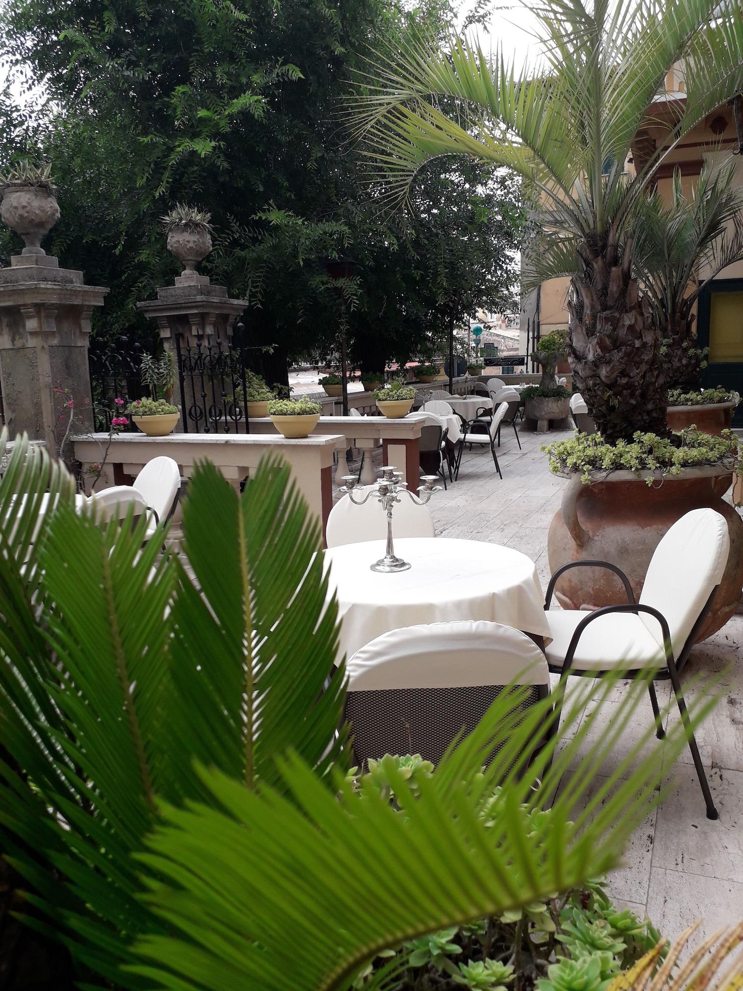 Hotel Villa Antica Tropea Eksteriør billede